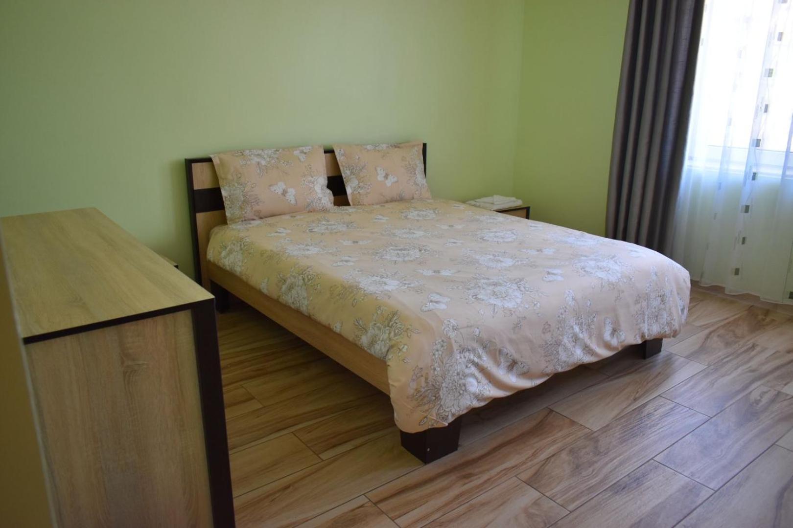 Transilvania Rent Hunedoara Buitenkant foto